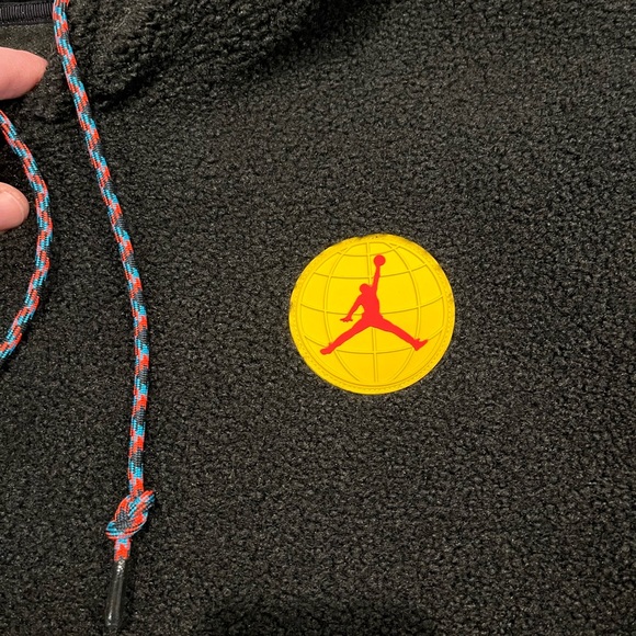 Jordan Hoodie - Size L - Picture 3 of 4